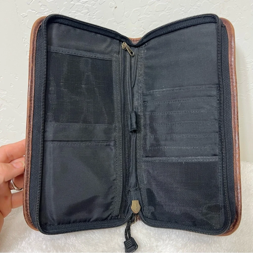 Vintage 90’s Timberland Passport Wallet Canvas and Leather